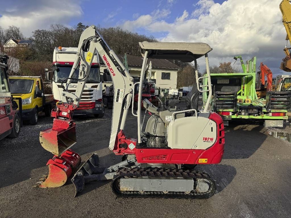 Takeuchi tb 216e powertilt+3xschaufeln 1770 kg Mini-pelle 21 500 €