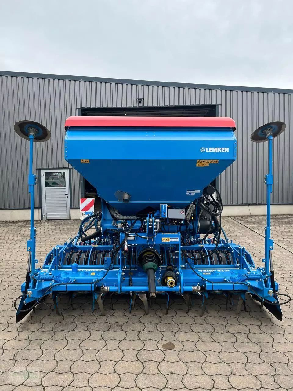 E-FARM: Lemken Zirkon 12/300 - Vetőgép kombináció - id UBYTR8N - 42 500 EUR - Gyártási év: 2021 - Németország