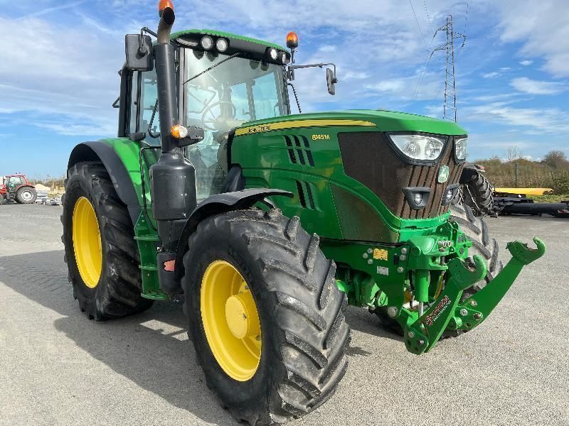 E-FARM: John Deere 6145 M - Tractor - id BF21W8Y - 55.000 EUR - Anul: 2017 - Citeste ore: 3.500,Muterea motorului: 145,Franța