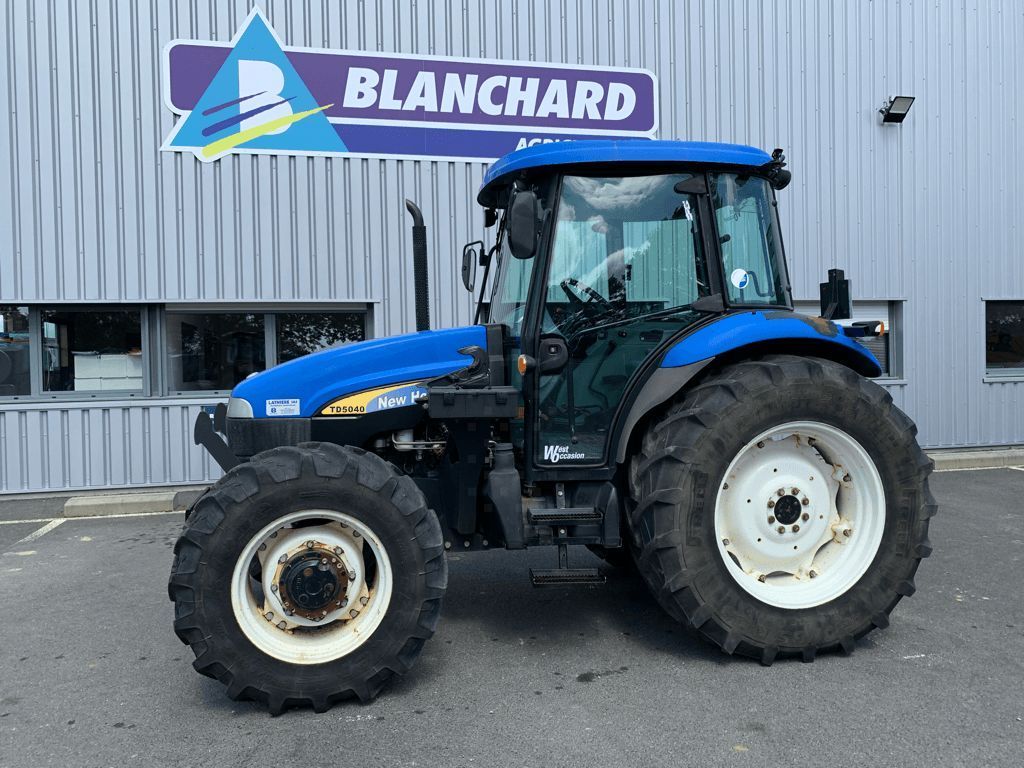New Holland TD 5040 Traktor 23 000 €
