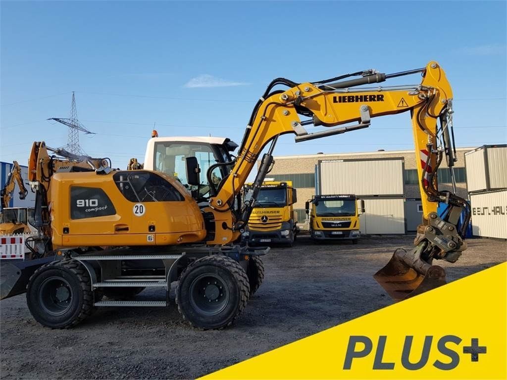Liebherr a910 compact Wheeled excavator €99,900