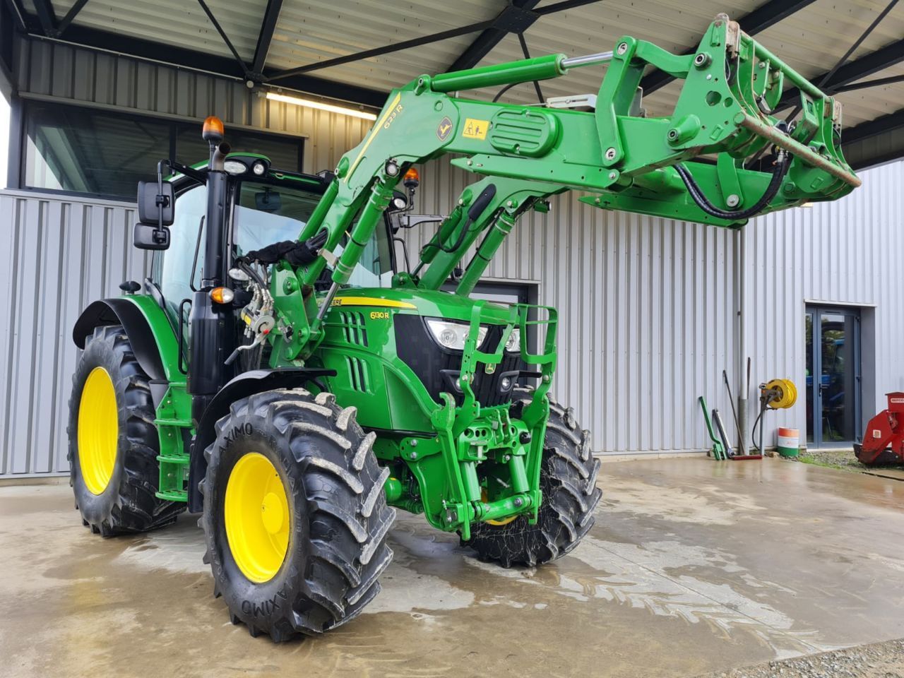 John Deere 6130R Tracteur 67 500 €