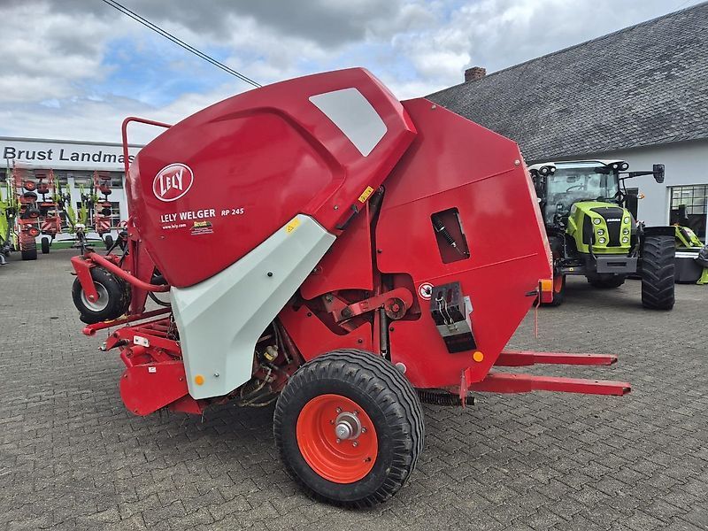 E-FARM: Welger rp 250 mastercut - Ballenpresse - id F1UGHJT - 17.990 € - Baujahr: 2013 - Ballenanzahl: 11.000,Deutschland