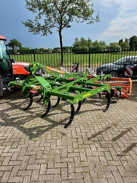 Amazone Cenio 3000 Special Cultivator €12,000