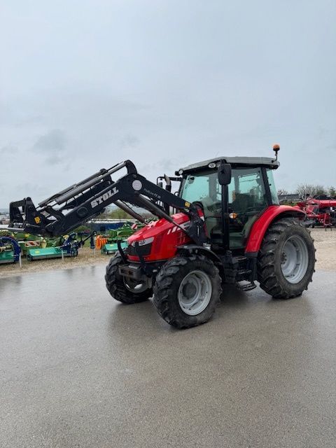 Massey Ferguson 5609 Tractor €45,500