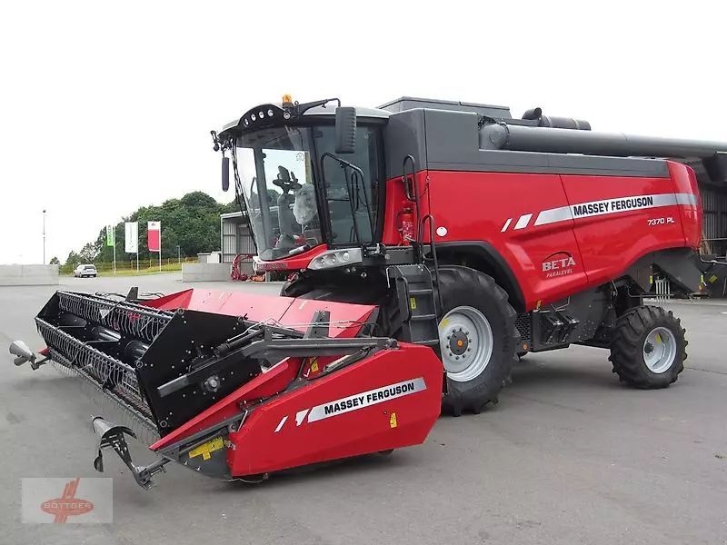 E-FARM: Massey Ferguson mf 7370 pl - Cosechadora - id HY53GX7 - Año: 2024 - Horas: 5,Potencia del motor: 489,Alemania