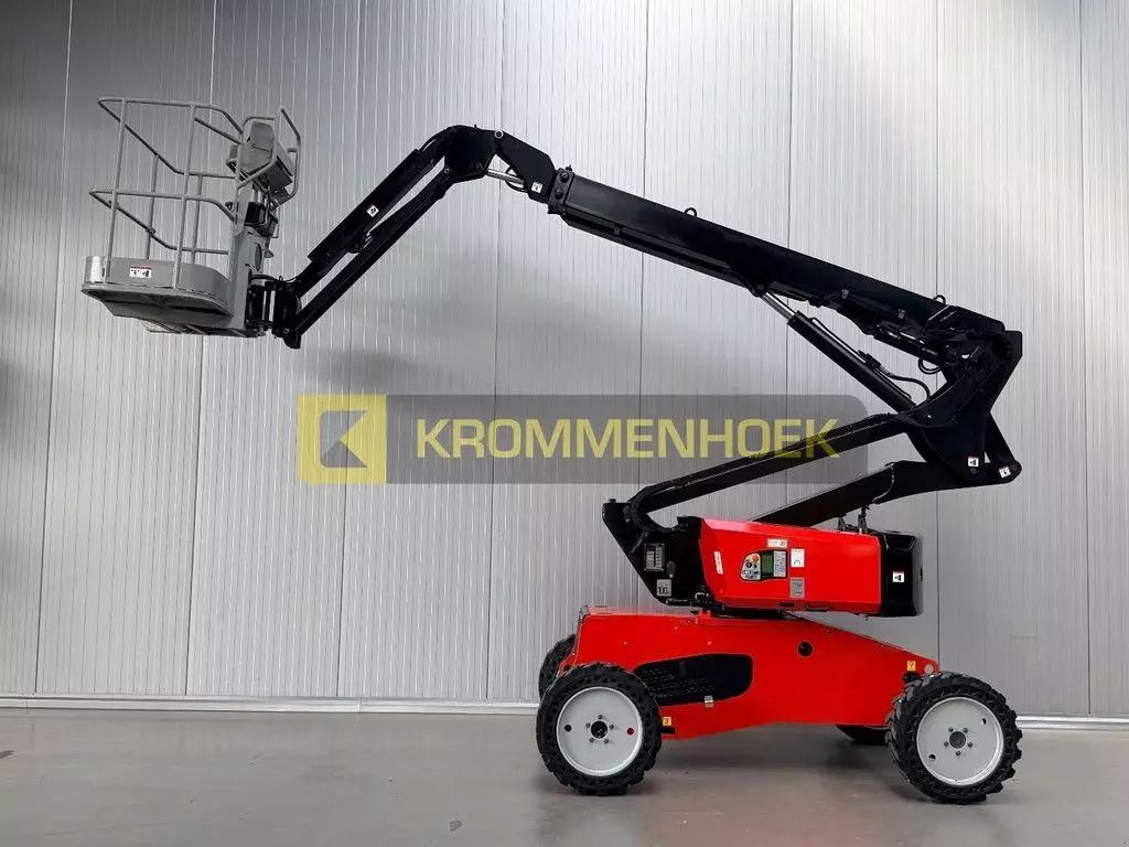 Manitou man go 12 Self propelled platform €28,500