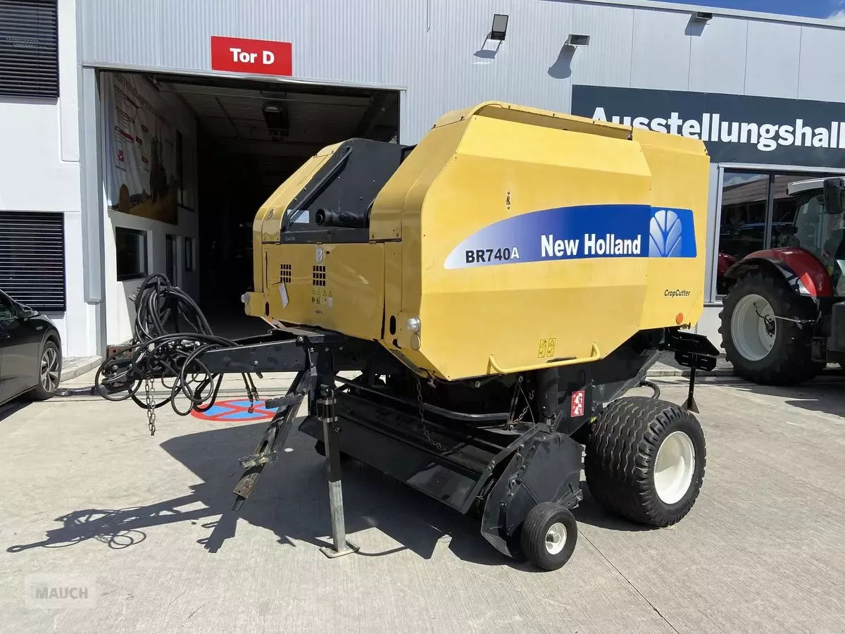 E-FARM: New Holland BR740 - Baler - id 84QFXGG - €15,044 - Year of construction: 2006 - Austria