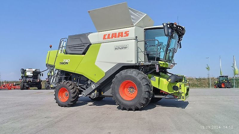 E-FARM: Claas Trion 730 - Moissoneuse-batteuse - id GUG8ZPB - Année: 2024 - Puissance du moteur (chevaux): 408,Autriche