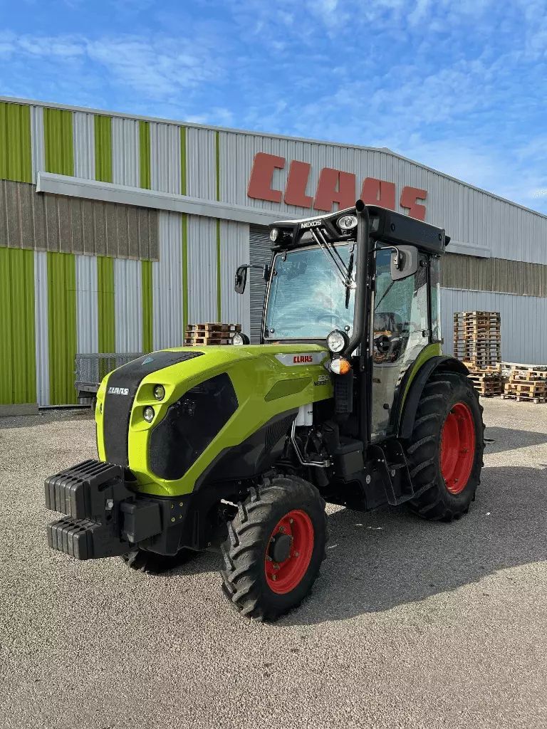 E-FARM: Claas Nexos 230 - Tractor - id WESULCN - 58.000 € - Año: 2023 - Horas: 338,Francia