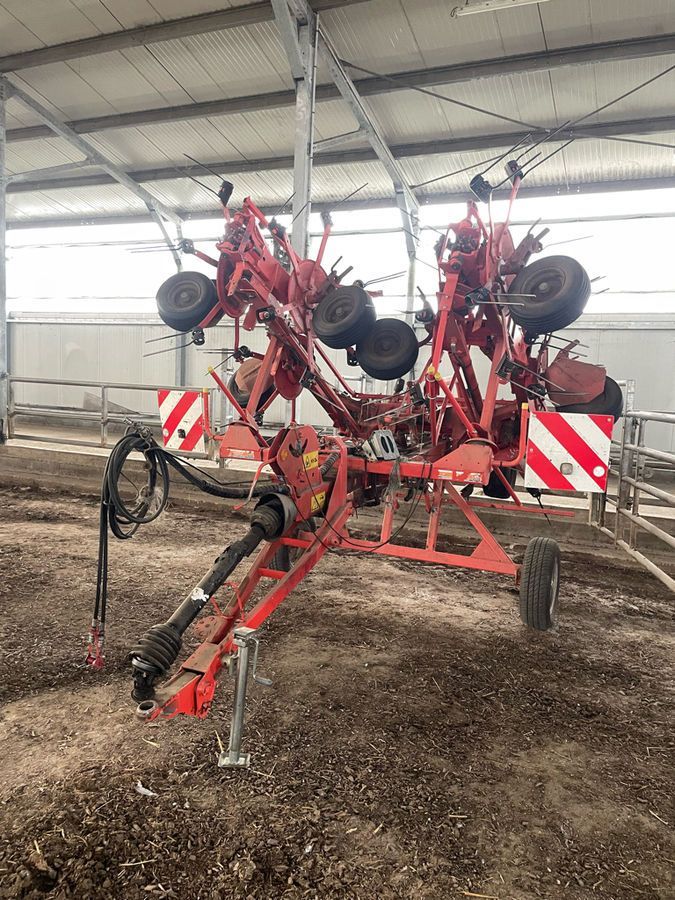 Kuhn GF 8702 T Kreiselheuer 9.500 €