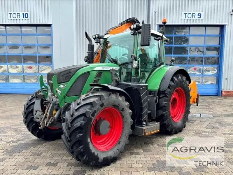 E-FARM: Fendt 722 Vario ProfiPlus - Tractor - id 87QBWVI - €74,900 - Year of construction: 2012 - Engine hours: 11,518,Engine power (HP): 220,Germany