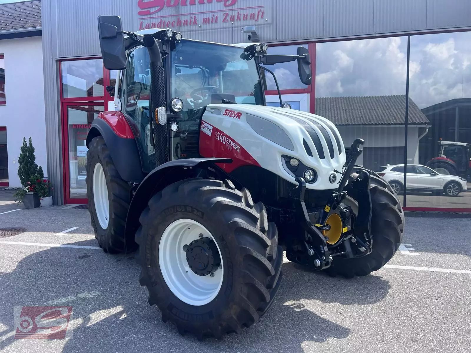 E-FARM: Steyr 4140 expert cvt - Tracteur - id GSUBN6R - 101 250 € - Année: 2024 - Lecture du nombre d'heure: 150,Puissance du moteur (chevaux): 140,Autriche