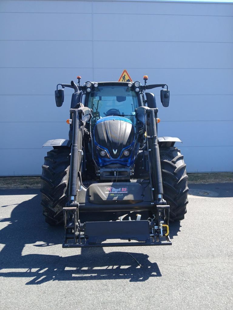 E-FARM: Valtra N104 - Tracteur - id SZARIUW - 65 000 € - Année: 2019 - Lecture du nombre d'heure: 1 450,Puissance du moteur (chevaux): 105,France