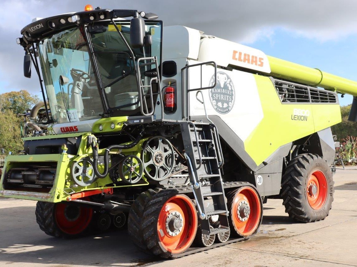 Claas Lexion 8800 TerraTrac combine 401.955 €