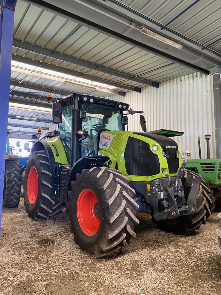 E-FARM: Claas Axion 830 - Tracteur - id HTQDEDG - 145 000 € - Année: 2020 - Lecture du nombre d'heure: 2 121,Puissance du moteur (chevaux): 215,France