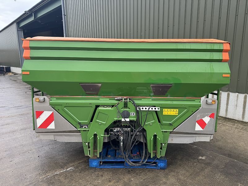E-FARM: Amazone ZA-M 4200 Ultra - Epandeur d'engrais - id BAAJIDL - 5 806 € - Année: 2011 - Royaume-Uni