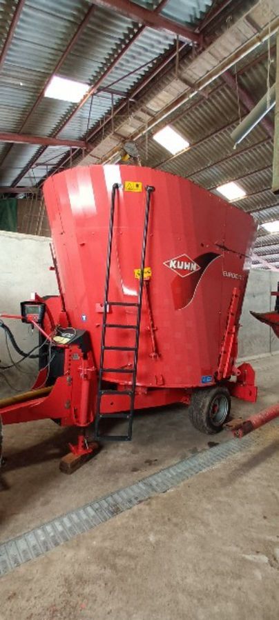 E-FARM: Kuhn euromix 1270 - Futtermischwagen - id J1AA2DH - 13.000 € - Baujahr: 2008 - Frankreich