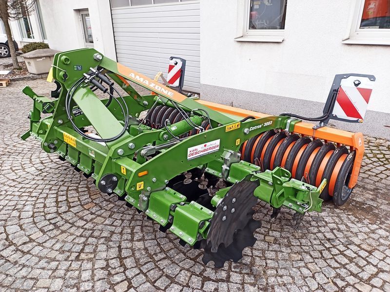 E-FARM: Amazone catros+ 3003 special kurzscheibenegge - Brona talerzowa i talerzówka kompaktowa - id M4E3IHZ - Austria