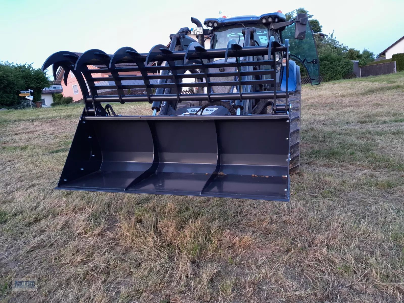 Talex greifschaufel Attachment €1,513