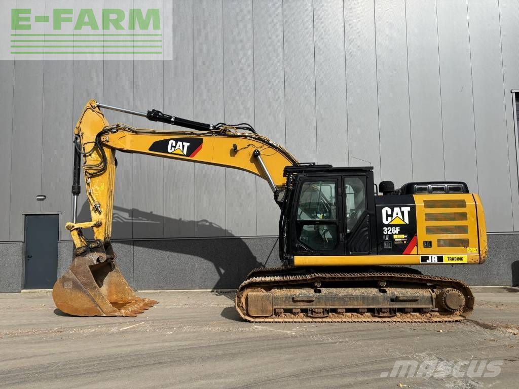 Caterpillar 326 f ln Koparka gąsienicowa 104 000 €