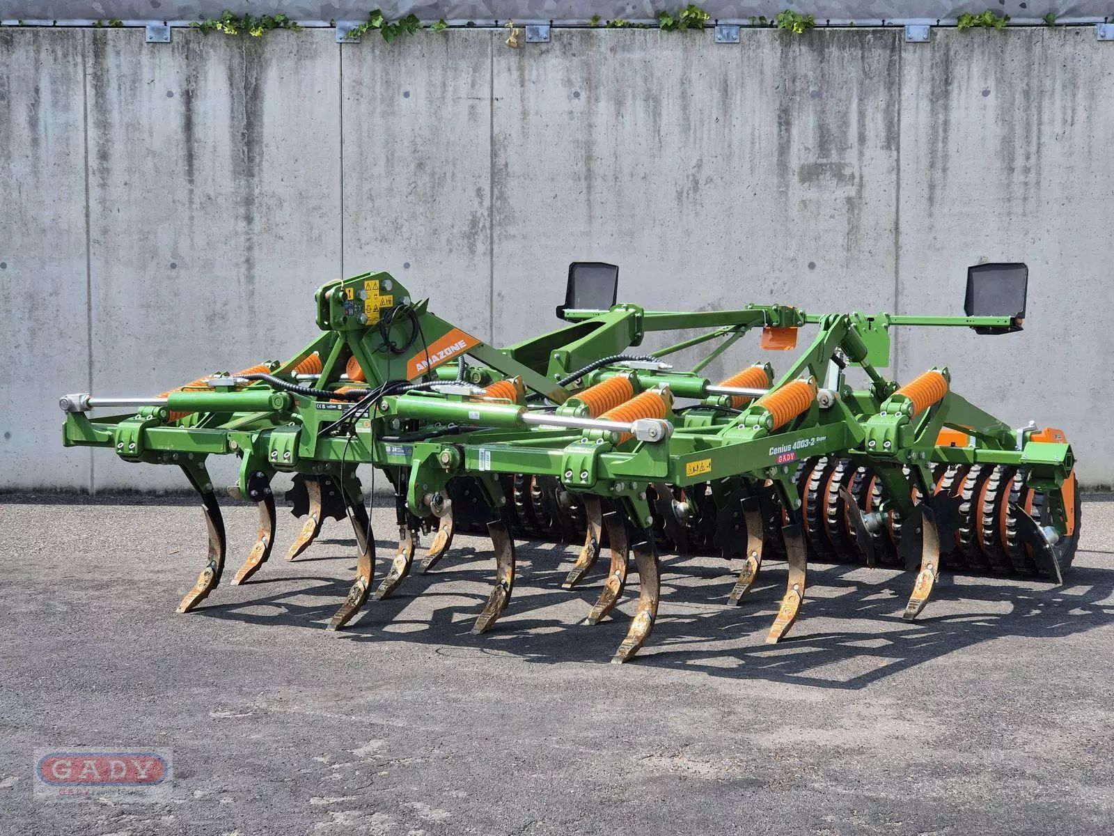 E-FARM: Amazone cenius 4003-2 mulchgrubber - Grubber - id 6V2EBUK - 33.250 € - Baujahr: 2024 - Österreich