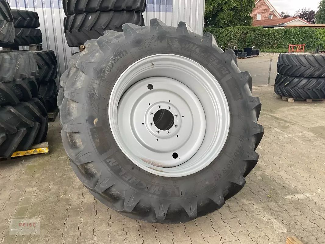 E-FARM: MICHELIN vf 710/60r42 xeobib 161 d - Roue et chenille - id HJDNCDD - 6 900 € - Allemagne