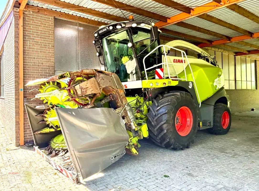 E-FARM: Claas Jaguar 870 - Feldhäcksler (selbstfahrend) - id GGUVG4T - 251.261 € - Baujahr: 2018 - Abgelesene Motorstunden: 3.118,Motorleistung (PS): 585,Deutschland