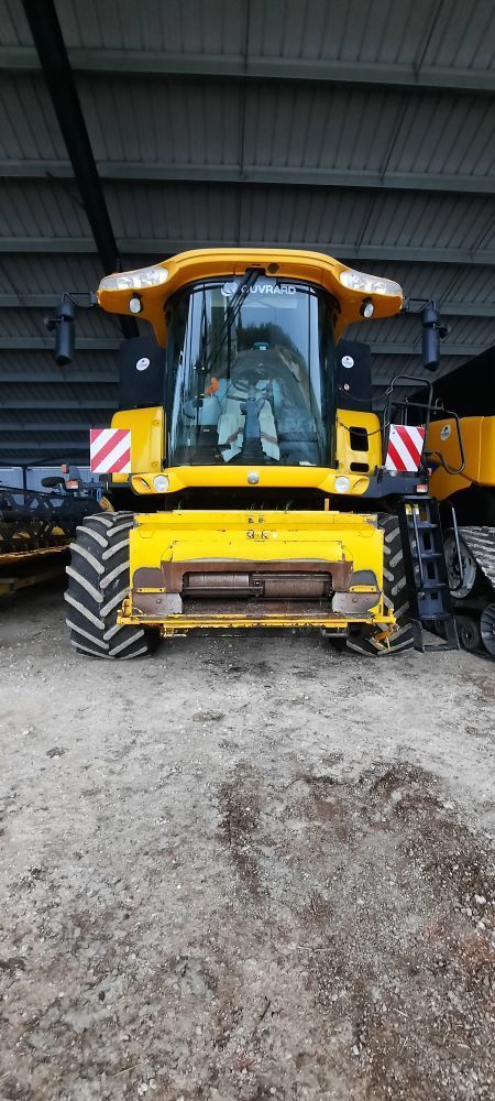 E-FARM: New Holland CR 9080 Elevation - Combină de recoltat - id QTWPE3A - 75.000 EUR - Anul: 2007 - Citeste ore: 4.800,Franța