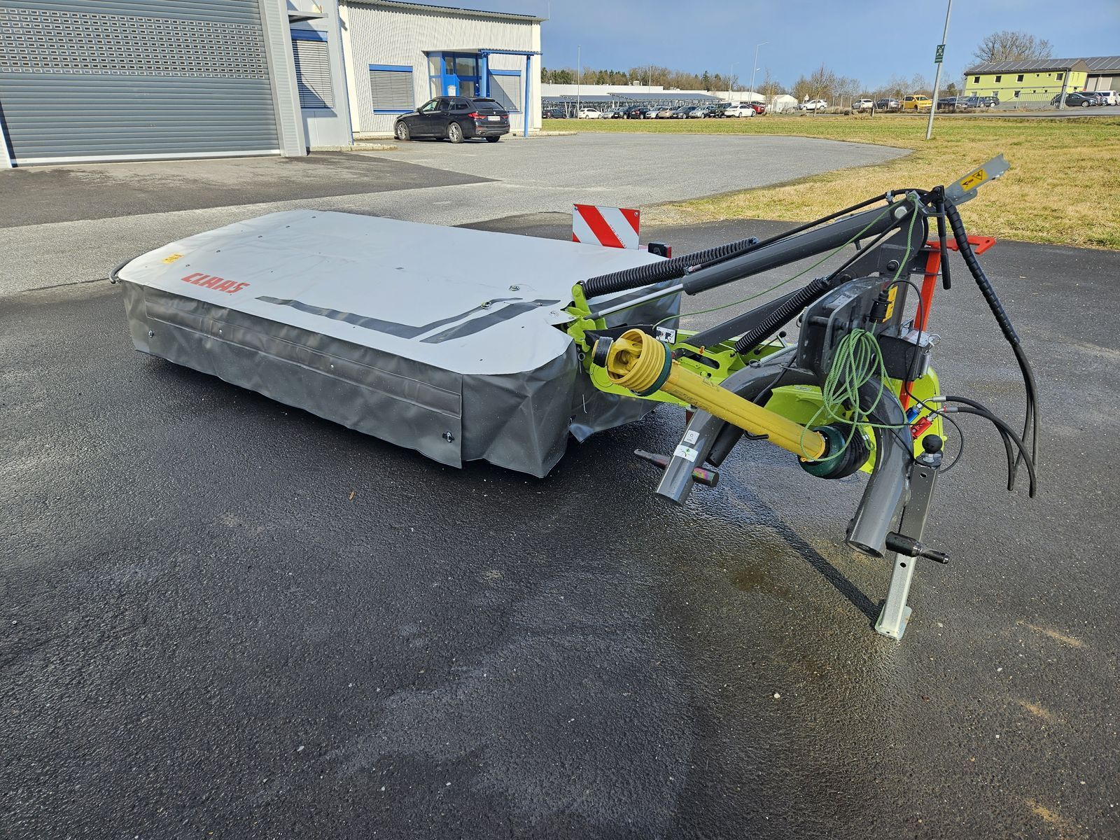 E-FARM: Claas Disco 320 - Faucheuse - id FP6NF65 - 12 820 € - Année: 2025 - Autriche