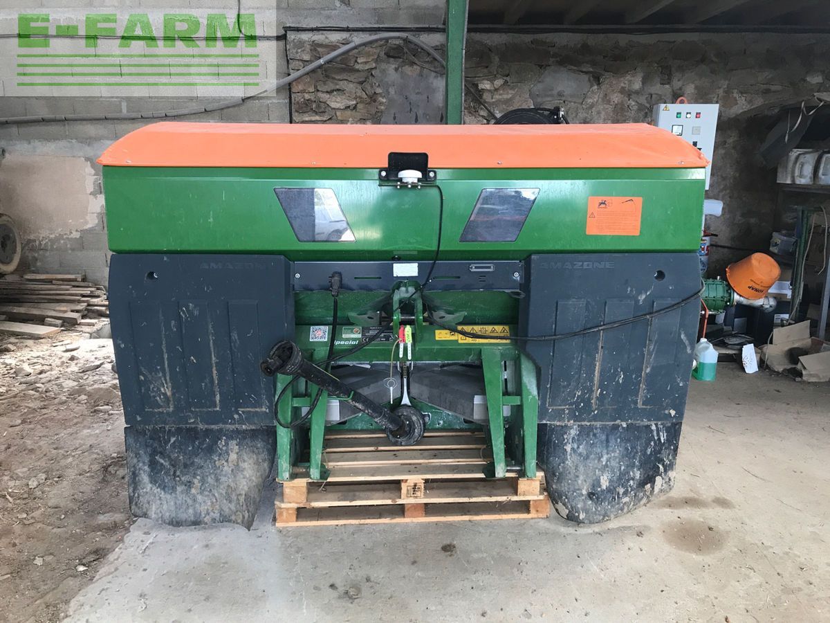 Amazone zav 2000 spécial Fertiliser spreader €11,000