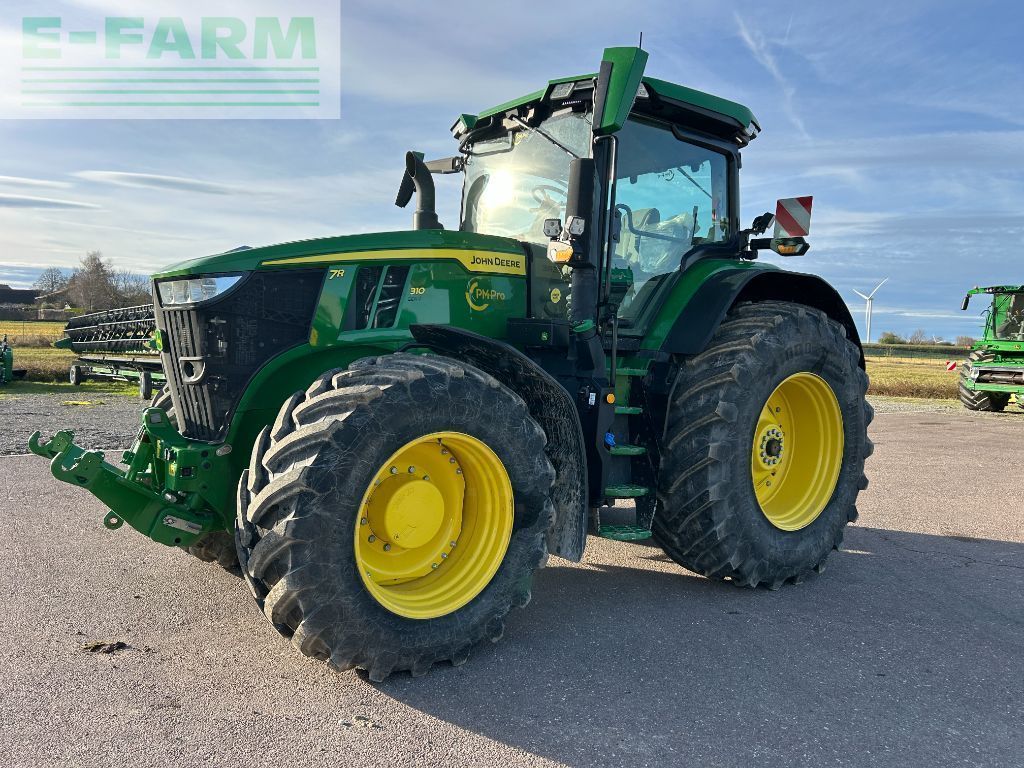 John Deere 7R 310 Tractor €200,000