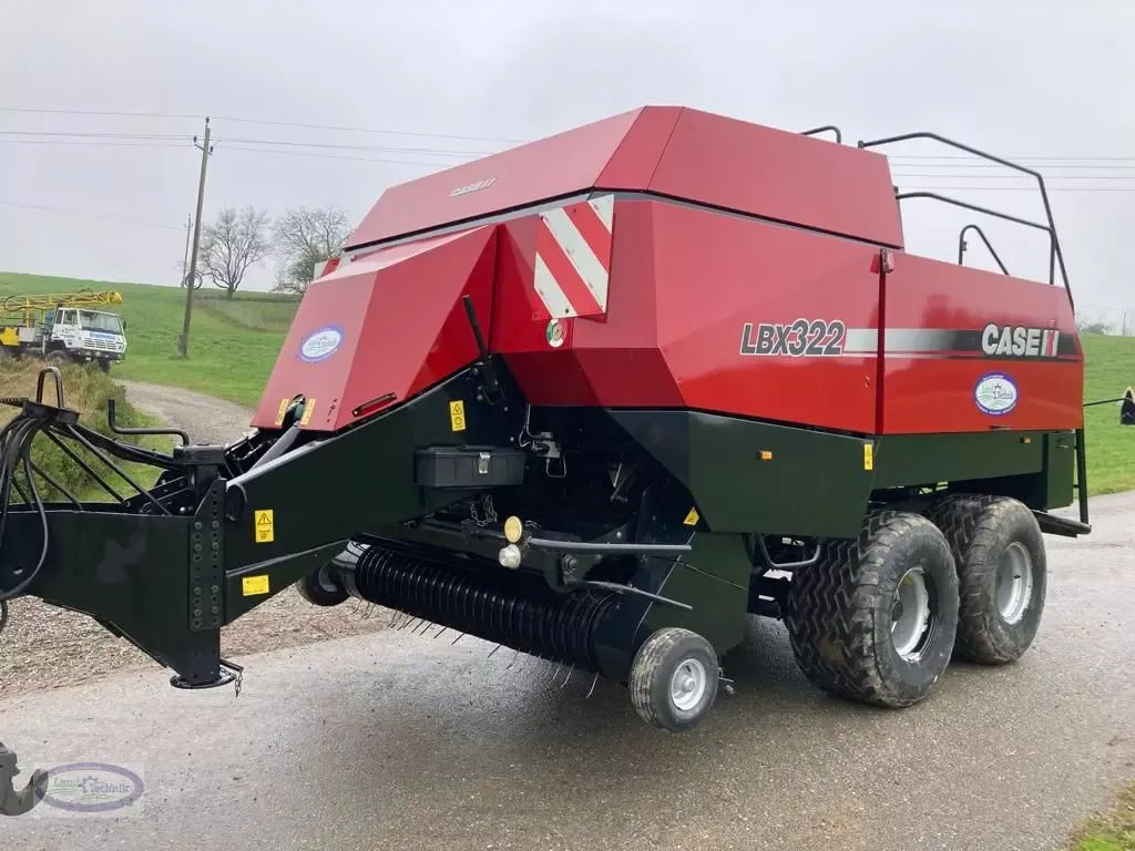 E-FARM: Case IH lbx 322 - Presse à balles - id 3IFARNJ - 58 325 € - Année: 2008 - Autriche