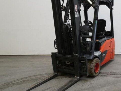 E-FARM: Linde e 18 evo 386-02 - Carretilla elevadora - id PMDZW3J - 23.450 € - Año: 2021 - Horas: 2.356,Alemania