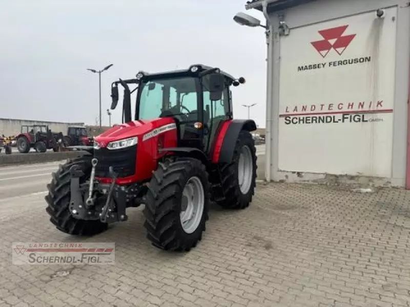 Massey Ferguson 5711 M Tractor 57.434 EUR