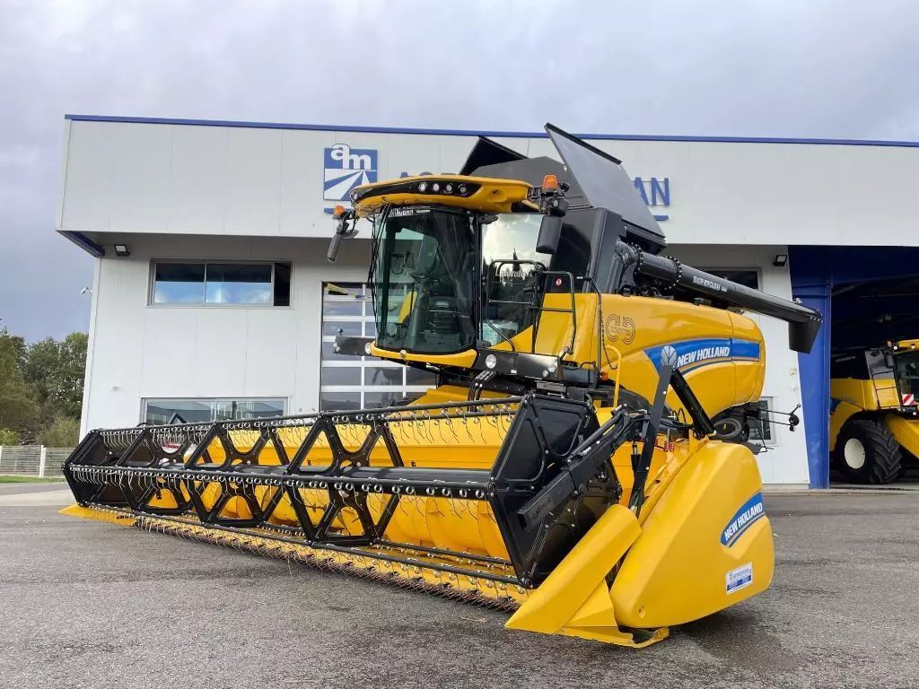E-FARM: New Holland ch 7.70 laterale - Cosechadora - id YDABFFM - 243.500 € - Año: 2022 - Horas: 170,Francia