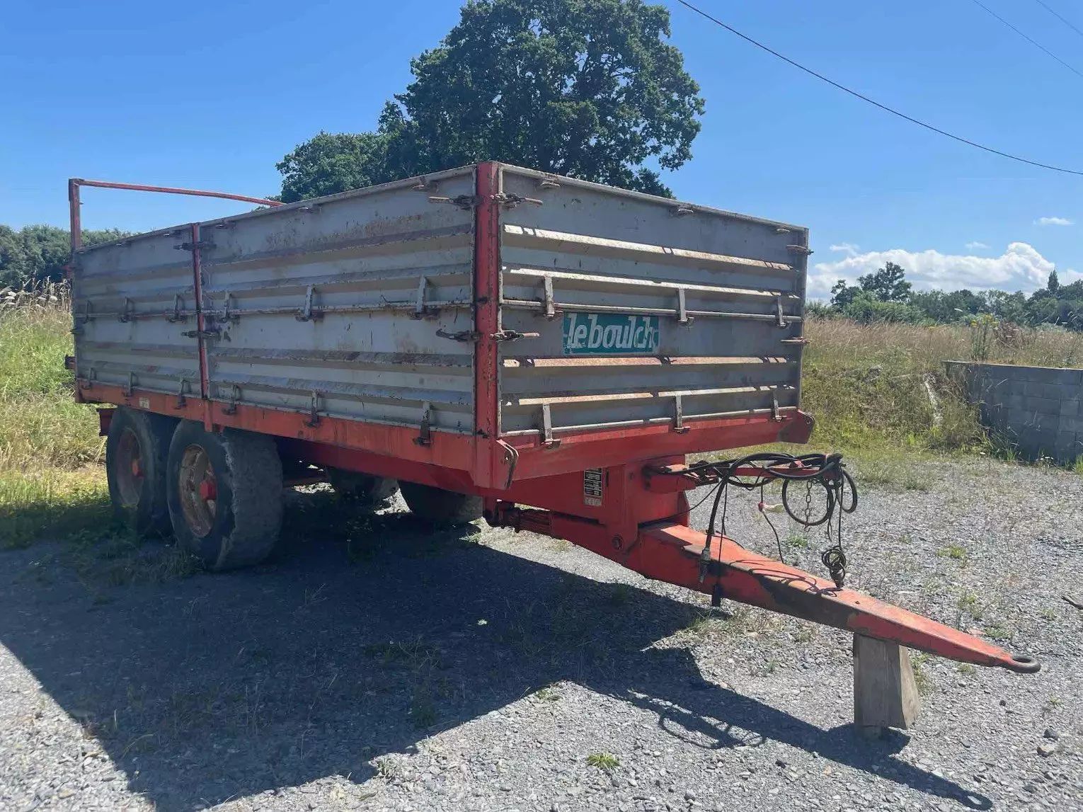 E-FARM: sonstige benne agricole rr2110 leboulch - Benne - id YPRW7FY - 5 250 € - Année: 1996 - France