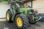 John Deere 6910 tractor €28,230