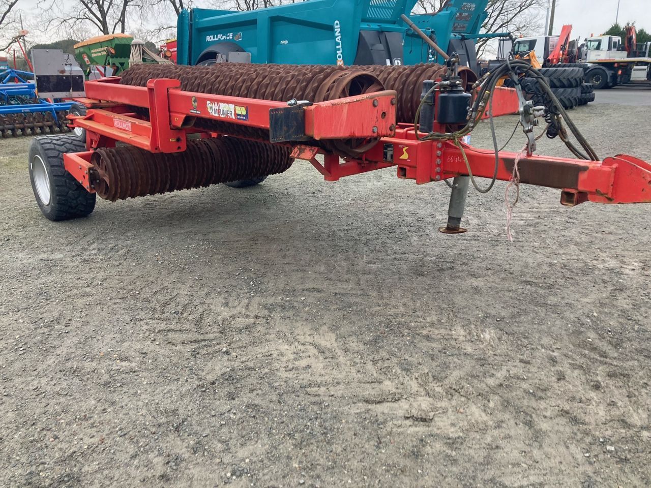 E-FARM: Quivogne rollmot 830 - Presses et rouleaux - id 1GFAKG9 - 10 800 € - Année: 2020 - France
