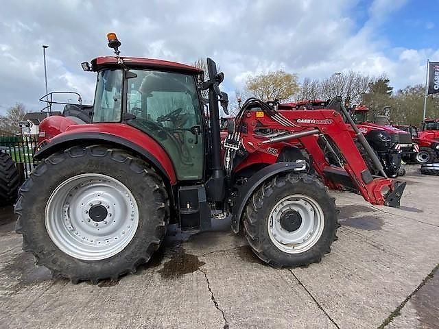 Case IH Luxxum 120 Traktor