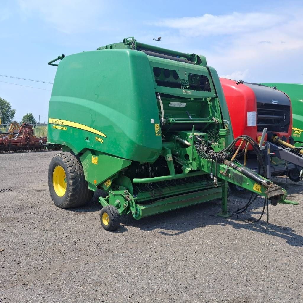 John Deere 990 Baler €30,000