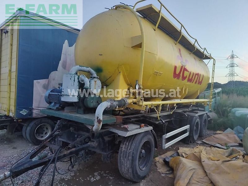 E-FARM: silowagen 3.achsanhänger - Mixer feeder - id 7IDIK1U - Austria