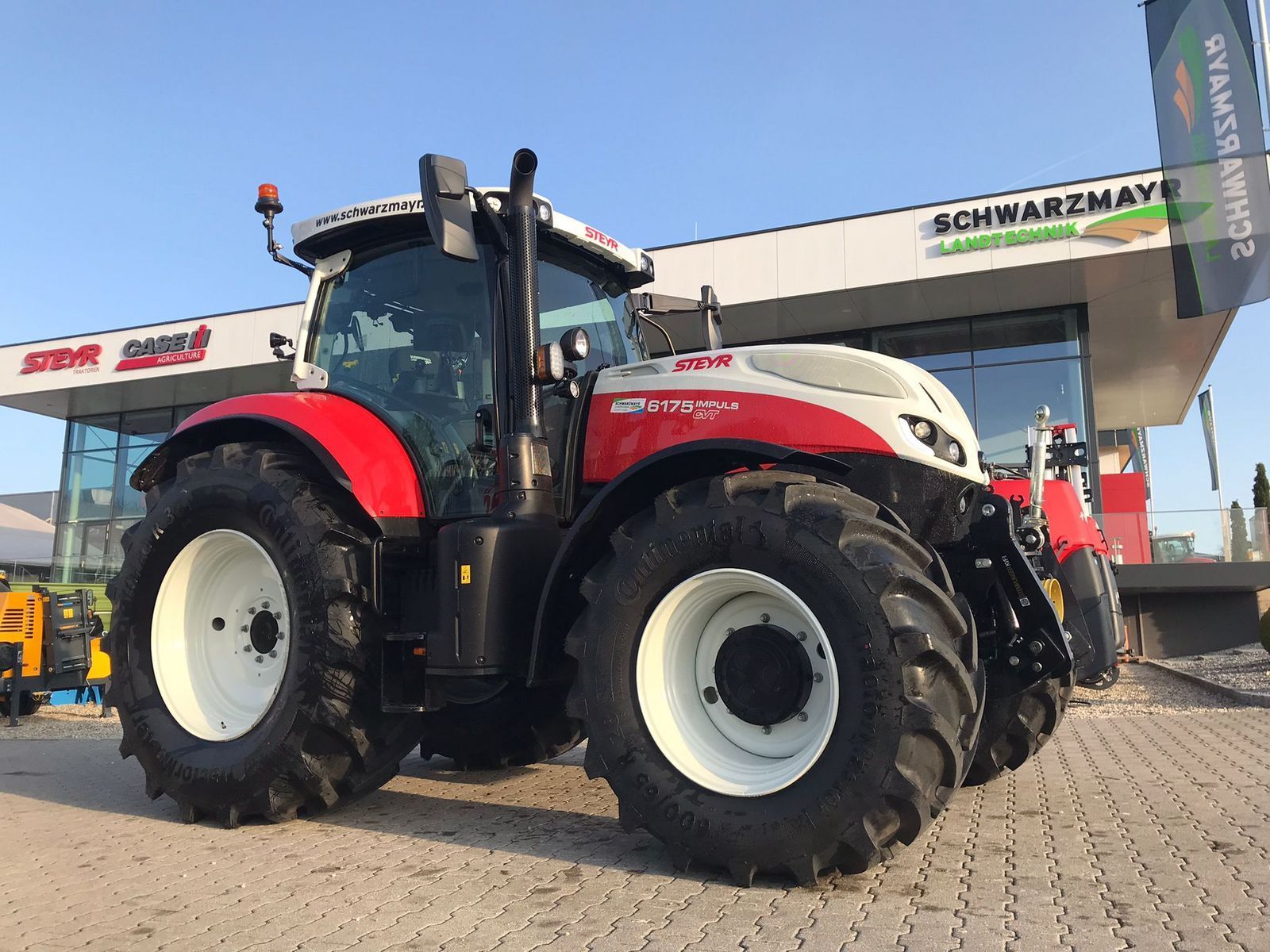 E-FARM: Steyr Impuls 6175 CVT - Trattore - id WVHZ2ZN - Anno di costruzione: 2024 - Ore: 495,Potenza del motore: 225,Austria