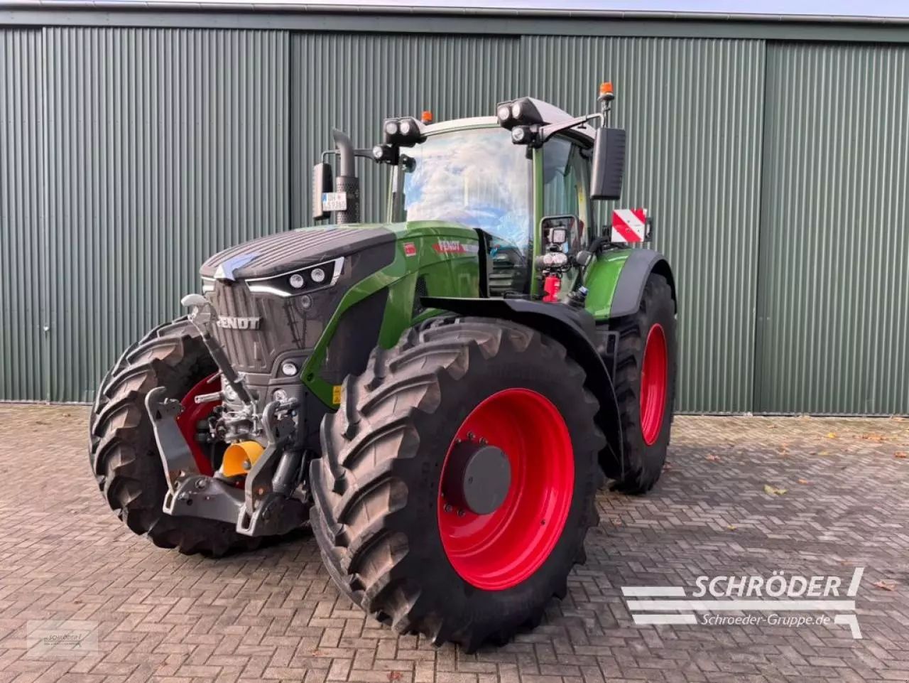 E-FARM: Fendt 936 Vario ProfiPlus - Tracteur - id UYWML8D - 279 500 € - Année: 2023 - Lecture du nombre d'heure: 870,Puissance du moteur (chevaux): 355,Allemagne