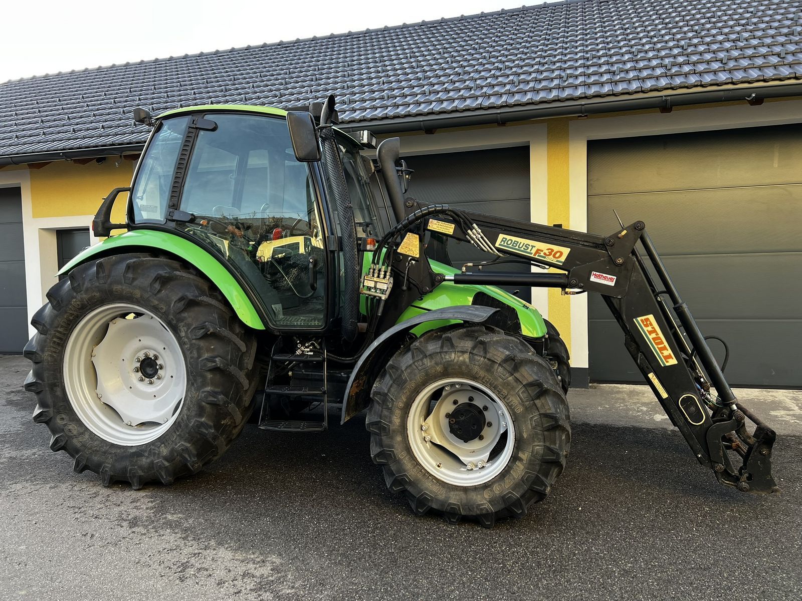 Deutz-Fahr AgroTron 85 Traktor 28 334 €