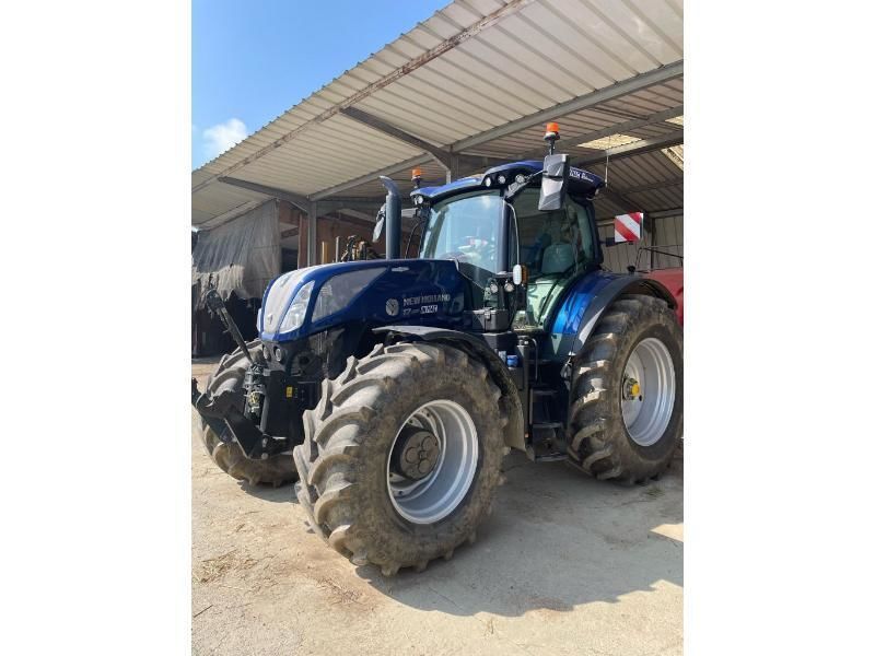 E-FARM: New Holland T7.300 - Tractor - id HLIIRWF - 182.000 € - Año: 2023 - Horas: 778,Francia
