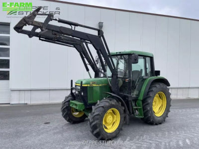 E-FARM: John Deere 6110 - Τρακτέρ - id C85CNJE - 29.350 € - Χρονία: 1998 - Μετρητής ωρών: 6.400,Ισχύς κινητήρα: 80,Γερμανία