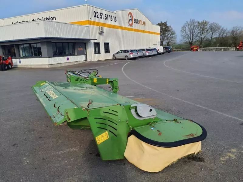 Krone EasyCut R 320 CV Mower €7,000