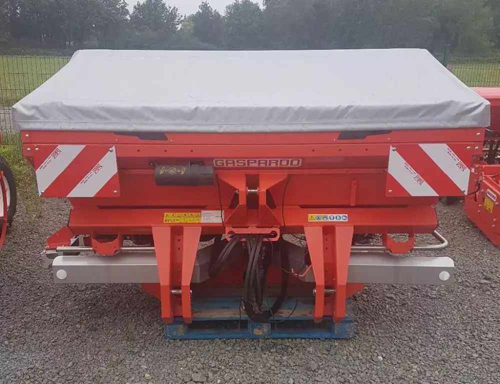 E-FARM: Maschio primo m 218 - Esparcidor de abono - id 3NYSU4J - 8900 € - Año: 2022 - Francia