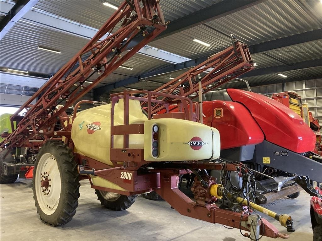 Hardi commander 2800 24 m nyrenoveret pumpe og synet til prisen sprayers 12 736 €